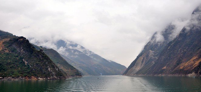 Der Yangtze Fluss im Juli Der Yangtze Fluss im Juli