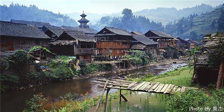 Das Qiandongnan Gebiet in Guizhou im Juli Das Qiandongnan Gebiet in Guizhou im Juli