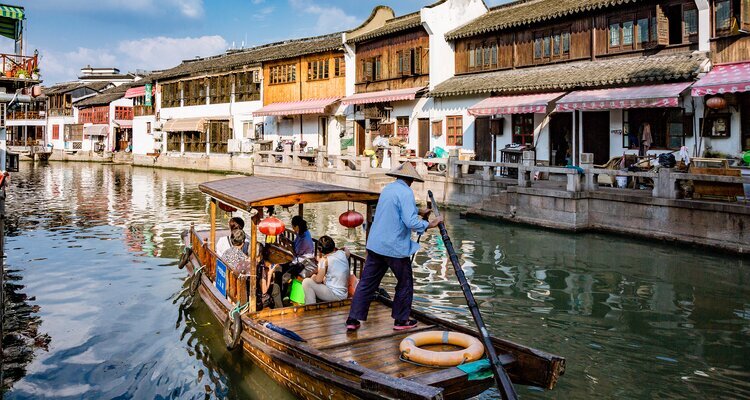 Bootsfahrt auf Zhujiajiao