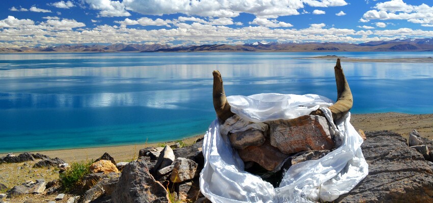 Der Yamdrok-tso See-Tibet Reisen